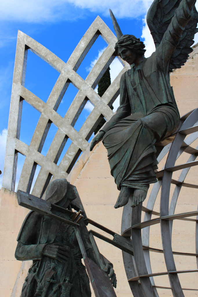 Monumento cimitero di Latiano